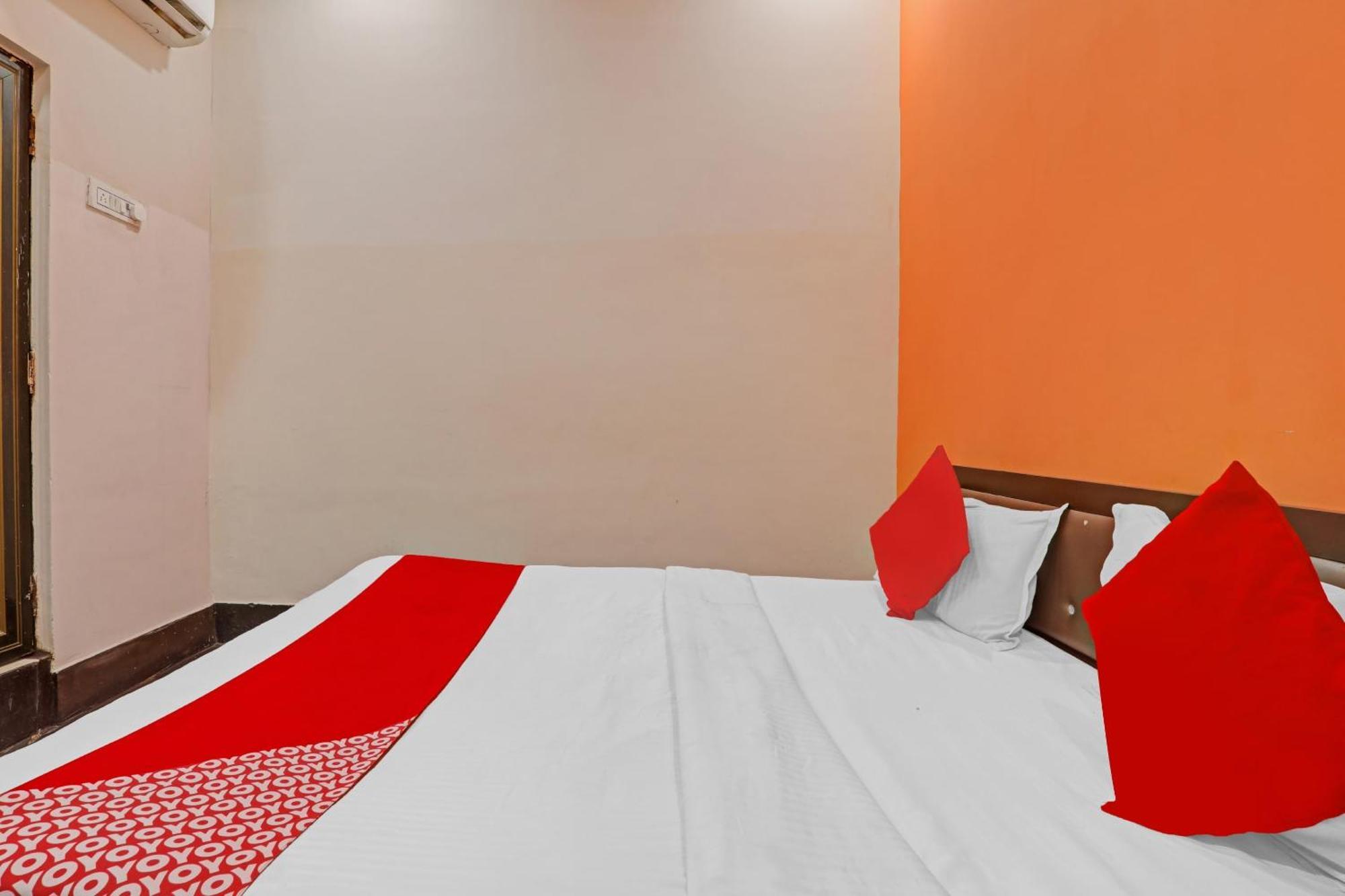 Hotel O New Pacifica Grand Near Phoenix United Lucknow Dış mekan fotoğraf